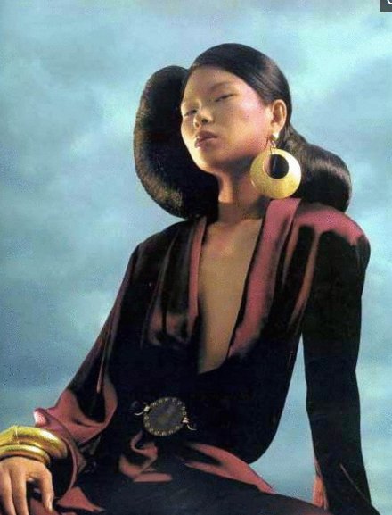 中国第一位世界超模:丑到国人嫌弃,今章子怡都被她的美折服!
