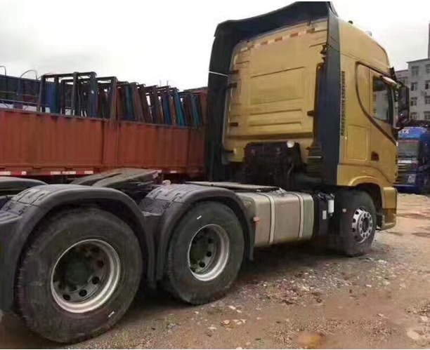 新款东风天龙旗舰版525马力最新报价及图片