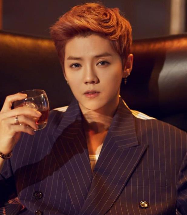 央视再次发飙,重磅出击封杀娘炮艺人,网友:他