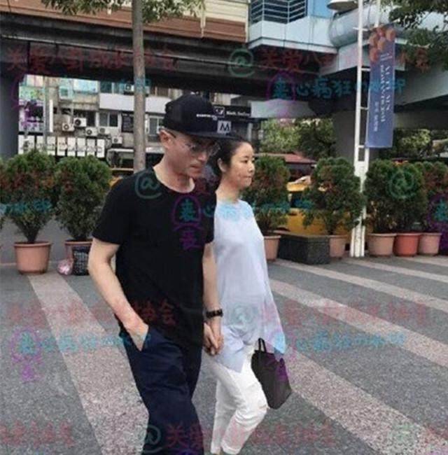 同样怀孕的林心如和baby,曝光大肚照,怎么差别