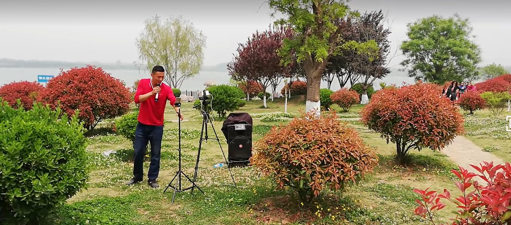 五一小长假带上父母去农家乐,赏风景品美食,这
