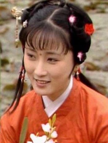 香菱是贯穿整个红楼梦的关键人物