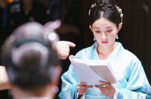 赵丽颖电视剧《知否知否应是绿肥红瘦》杀青了