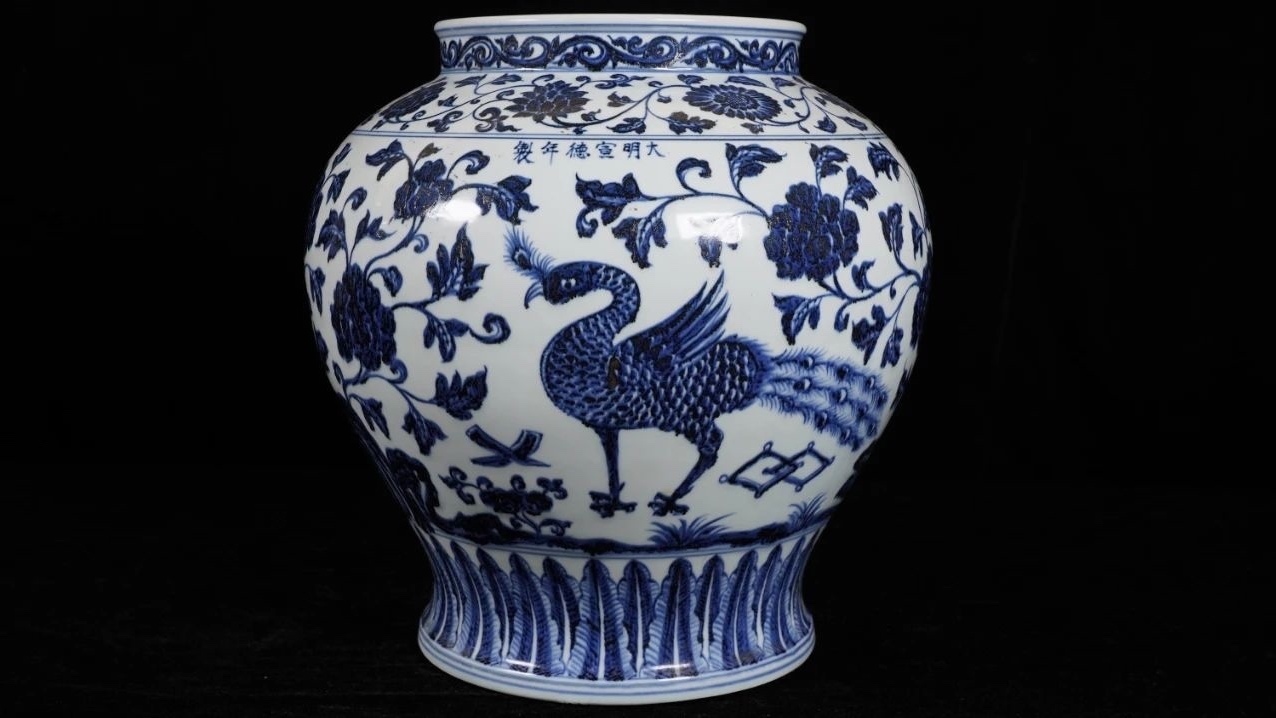 典型的明代大罐器型，为什么鉴定是仿品？