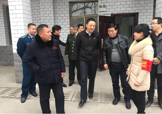 大祥区领导到雨溪敬老院开展春节前走访慰问