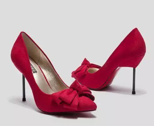 叶罗丽测试:选双喜欢的细跟高跟鞋,测你在异性