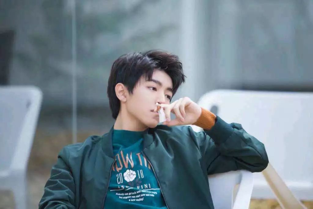 考进北影的王俊凯,高考前闭关备考作息时间曝