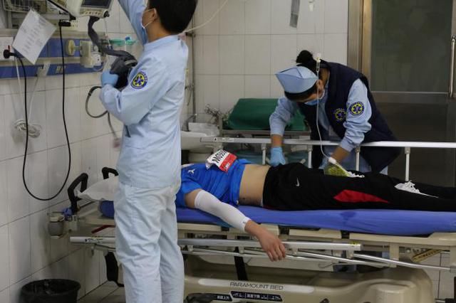 306医院全力保障2018北京国际长跑节赛事