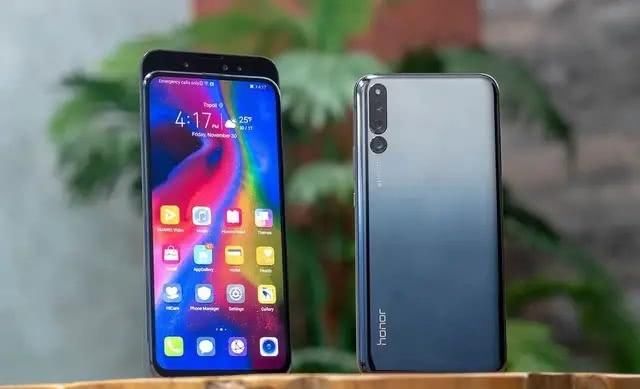 走罗永浩老路!荣耀新机大面积翻车,手机说裂就