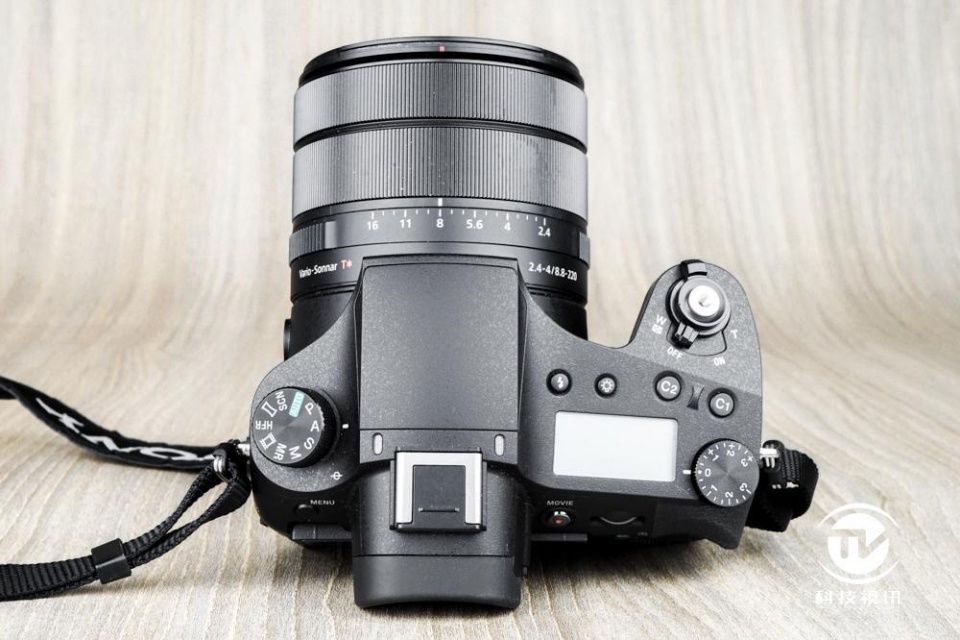 一镜走天下新旗舰 索尼黑卡RX10 IV评测