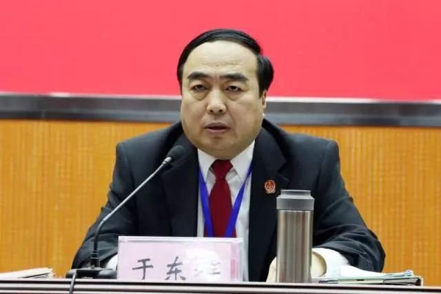 郑州中院党组书记,院长于东辉