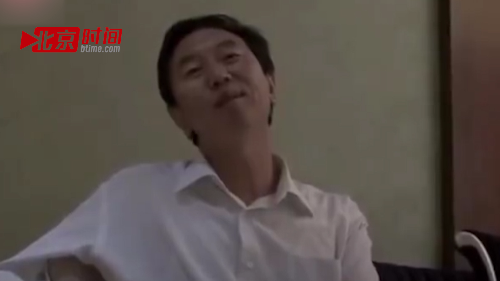 市长被老婆当众责骂:每天早晨四五点离家,我们都不要活了 市长被老婆当众责骂:每天早晨四五点离家,我们都不要活了