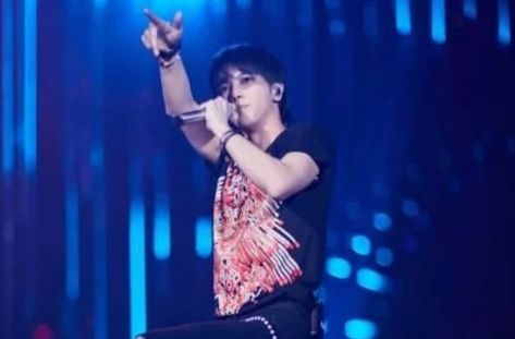 《歌手》华晨宇再夺冠能说已有冠军相吗?