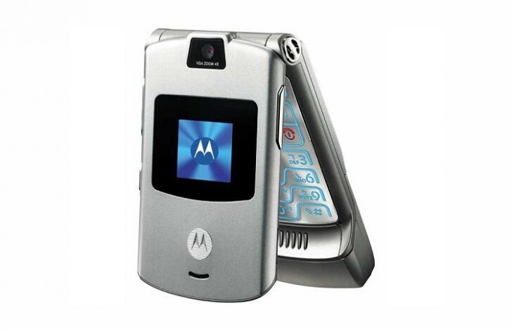 联想将发布摩托罗拉RAZR折叠手机 售价1500美元