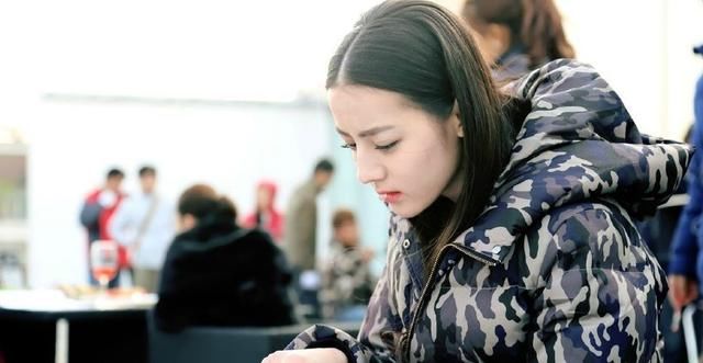 迪丽热巴接三档新综艺,不再参加跑男,依然刷遍