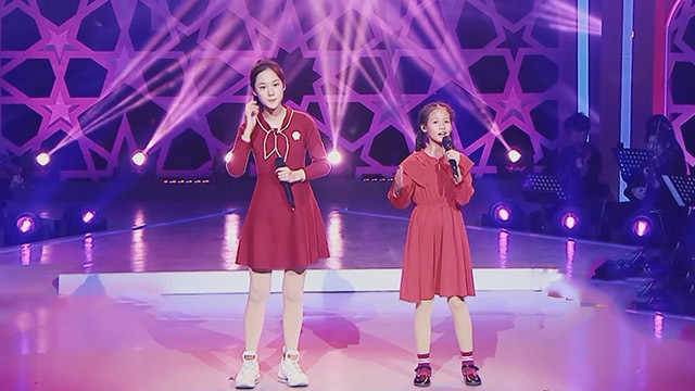 邱梓淇与陈果演唱《同一首歌》致敬经典 邱梓淇与陈果演唱《同一首歌》致敬经典