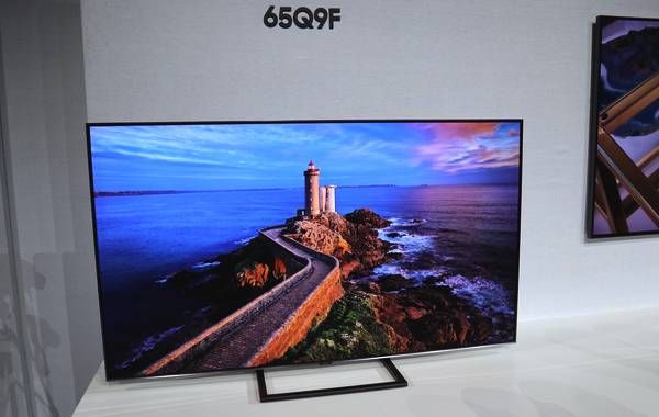 三星QLED电视新品纽约发布:加入Bixby语音等