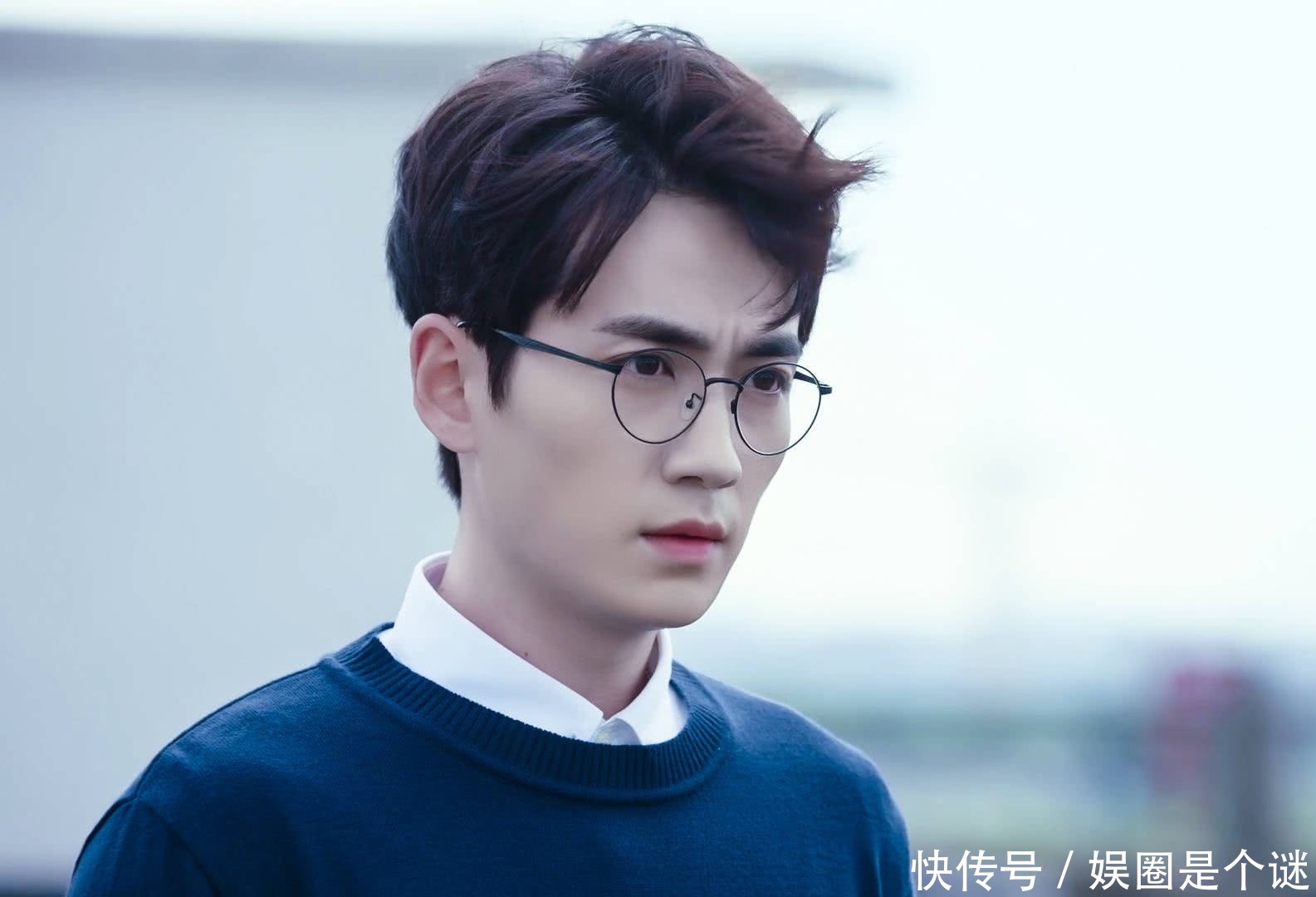 王珞丹转发《镇魂》表情包,自称镇魂女神,人民