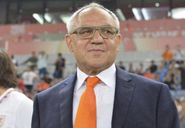 爆料:中超外教回国就翻脸,拿到薪水后就爆你的