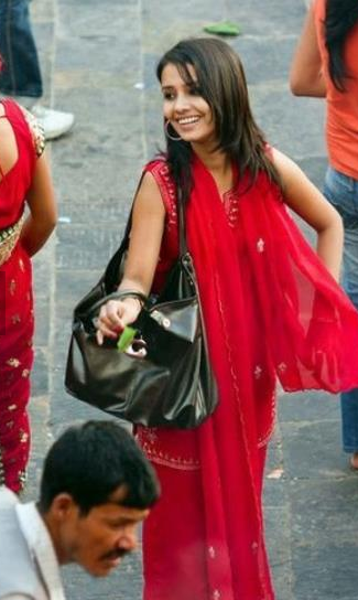 他们认为都是亲兄弟，娶同一个老婆也没什么。