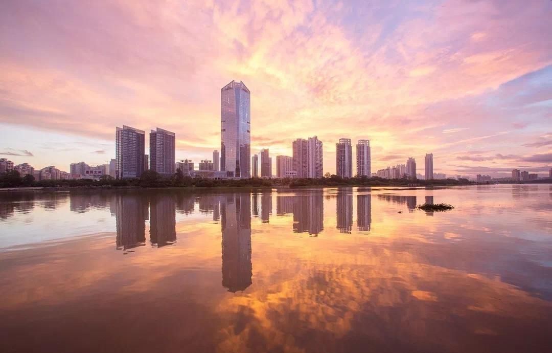 从深圳龙华红山的发展,窥见惠州高铁北站的未