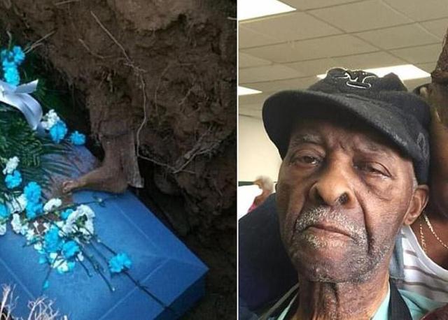 老人下葬时棺材旁有一只腐烂的脚,墓地老板说这很正常