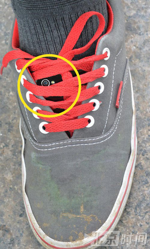 台教授在新加坡偷拍71名女性裙底 自称压力大