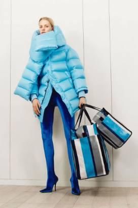 巴黎世家与顺丰合作设计衣服?连李易峰都要改