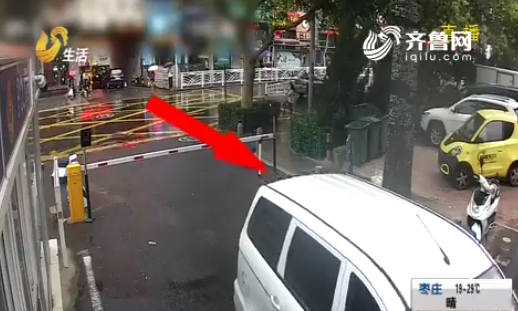 醉酒男子将车开进交警队大院:以为是停车场 醉酒男子将车开进交警队大院:以为是停车场