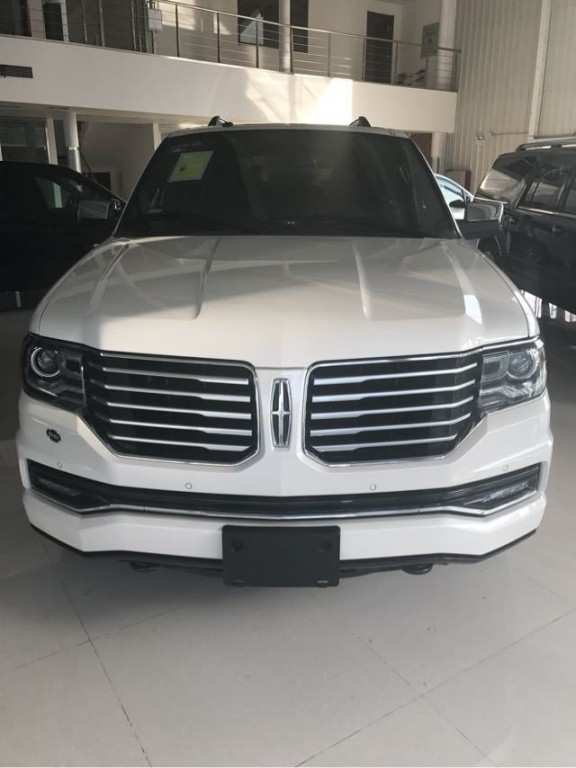 林肯领航员 顶级豪华美国车大气沉稳