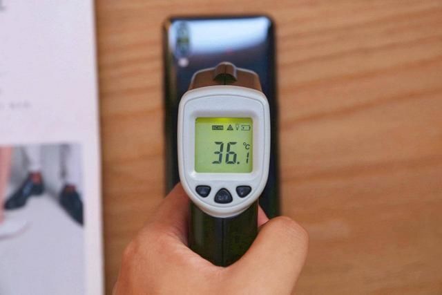 手机界的空调!用vivo NEX打了一个多小时,温度