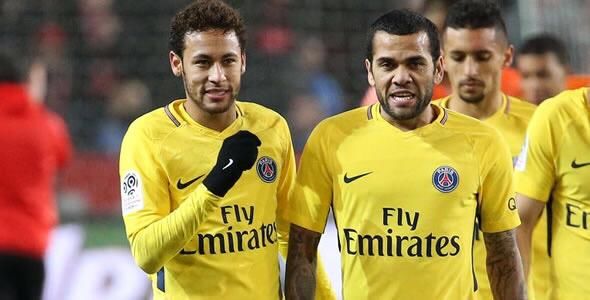 现役世界足坛十大球星排名之后卫篇(右后卫)