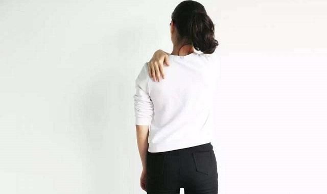 老中医传授治颈椎病的土方,千金不换简单实用