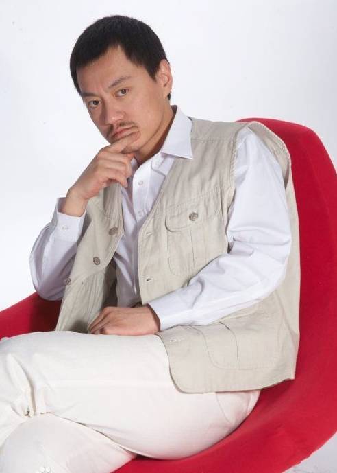 他因《东北人都是活雷锋》被称网络歌手鼻祖 他因《东北人都是活雷锋》被称网络歌手鼻祖