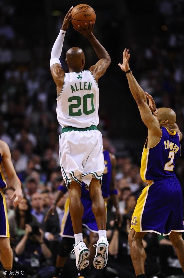 马布里正式退役,他是CBA第一外援,也是96黄金