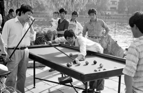 【老照片】中国街边台球的激情岁月