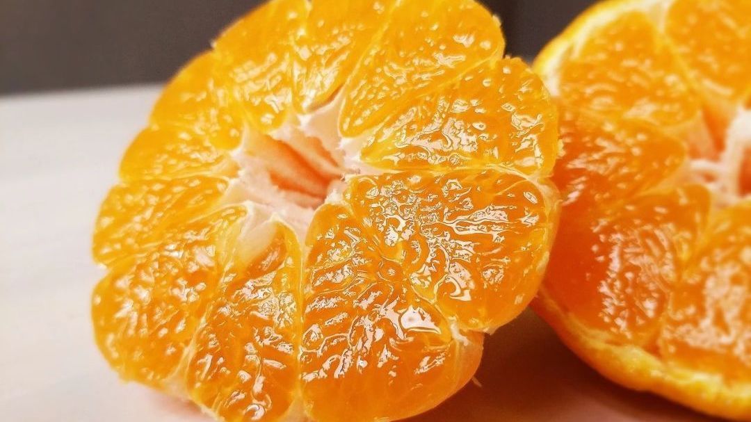 心心念念一整年，春见耙耙柑终于上市啦！饱满果肉，软嫩鲜甜~