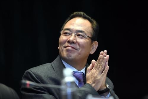 国乒老将归化葡萄牙,大儿改籍中国踢足球,小儿