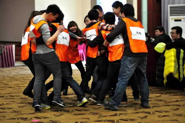 2018年最受欢迎的11个创意年会策划游戏!