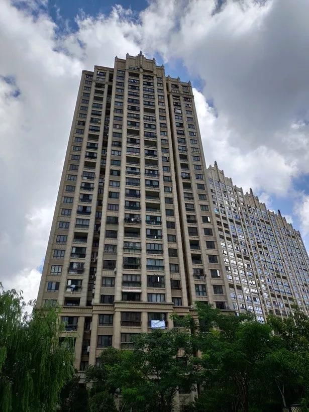 坚果PRO2S 相机样张实拍对比小米8SE、坚果PRO2