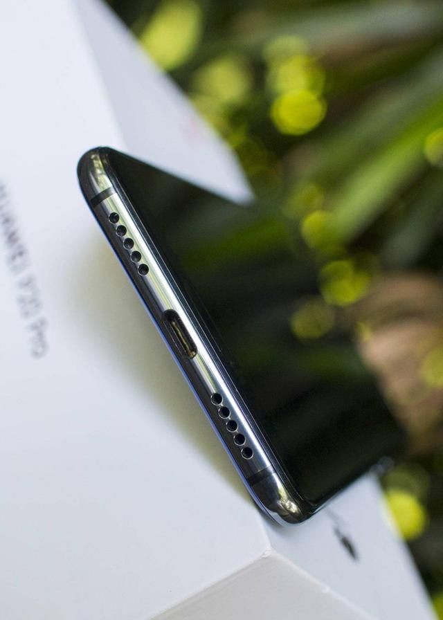 HUAWEI P20 Pro宝石蓝评测:外观优秀拍照更优