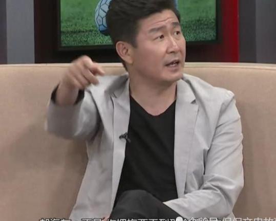 郝海东调侃国足踢得烂:你把梅西弄来也没用!