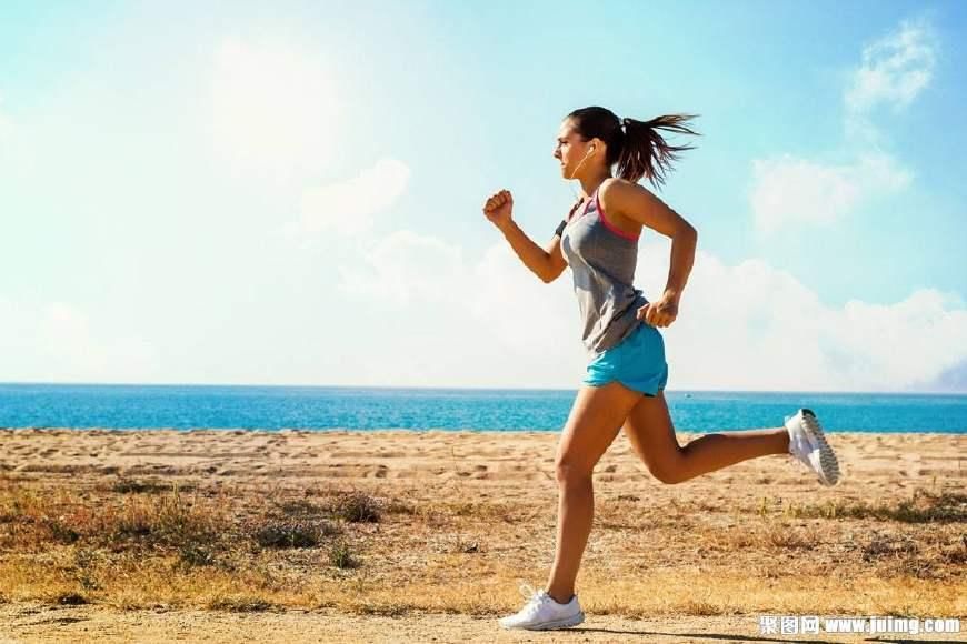 跑步和深蹲,哪种运动减肥效果好?