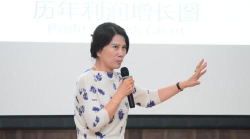 出任新一届格力电器董事长后,董明珠迫在眉睫