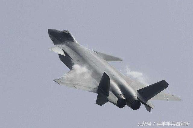 歼20同F22争夺世界第一宝座,关键性能对比让
