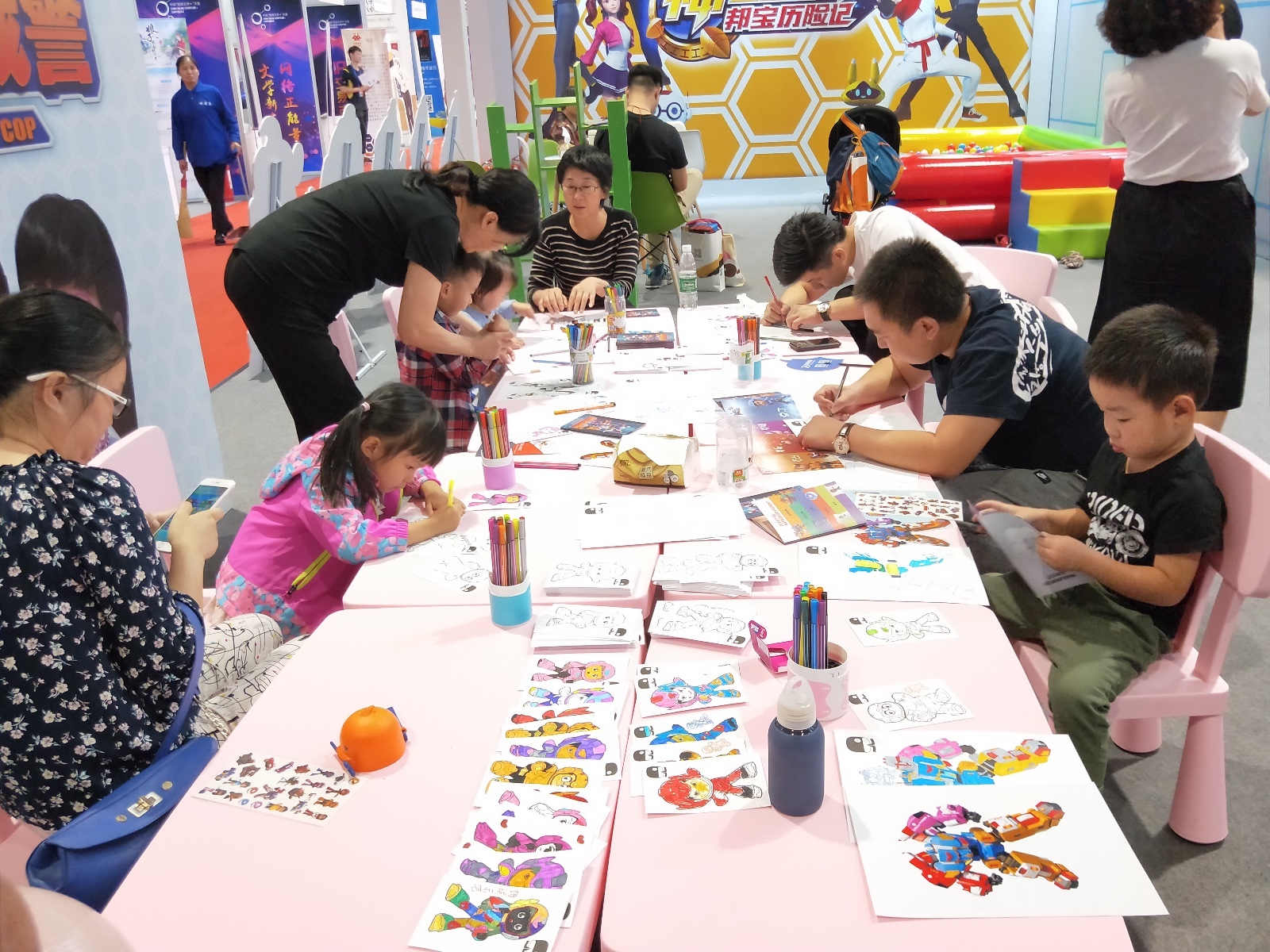 网络正能量 文学新高峰 国产动画带来意想不到