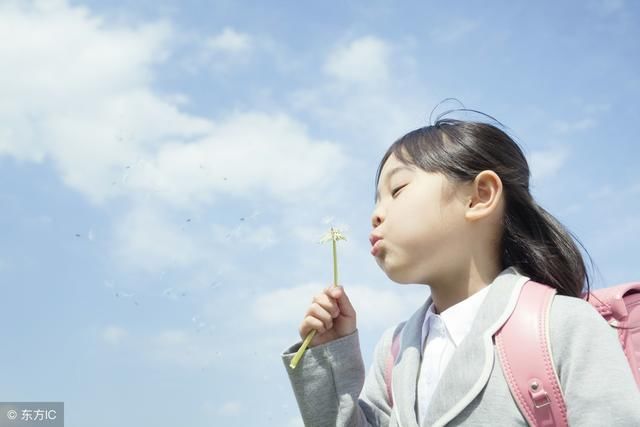 为什么日本女生冬天从来不穿羽绒服,秀美腿?