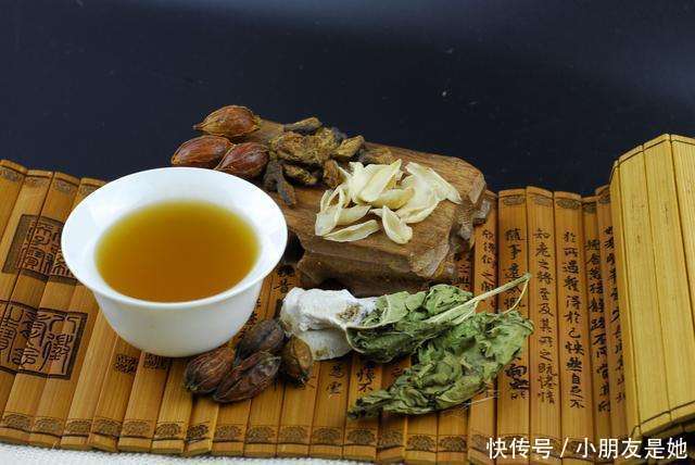 尿酸高,少吃3种药,不吃1种肉,多喝1种水巧降尿