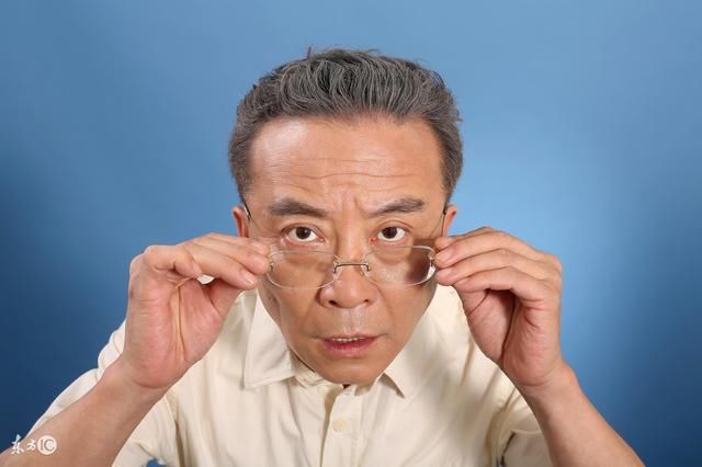 趣闻趣事:天天骂人还能赚大钱?2018年人人都