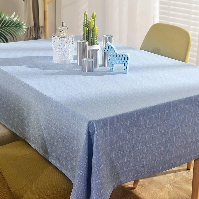 武汉女大学生毕业买房,租客将房间改装成复古